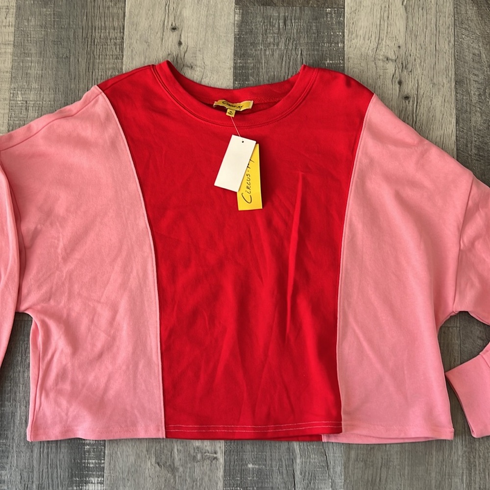 Circus NY- Cropped color blocked oversized top❤️ - Picture 3 of 6